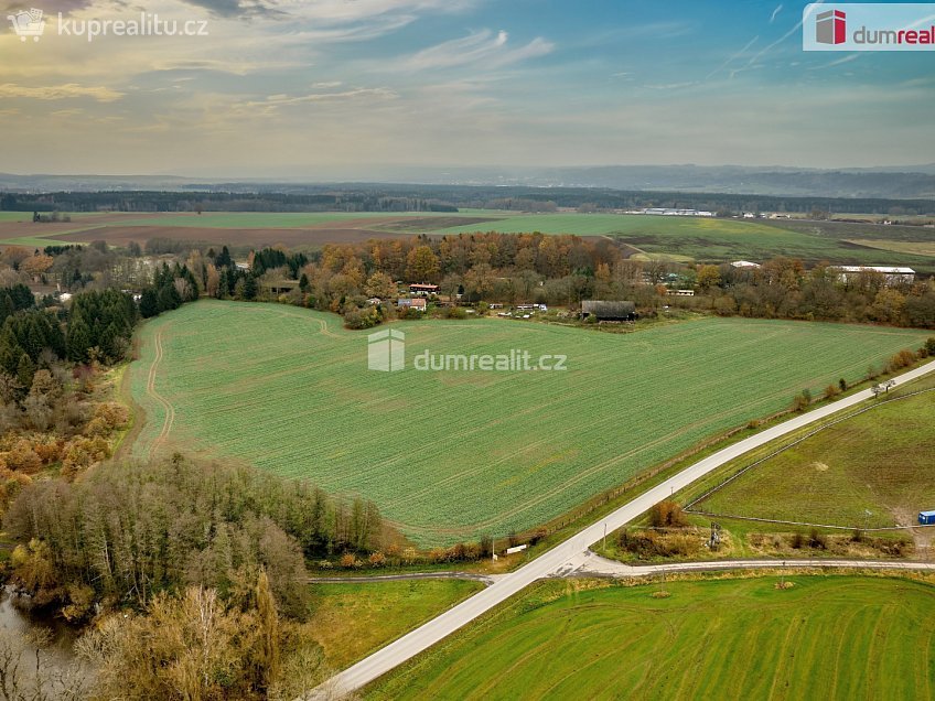 Prodej  stavebního pozemku 126960 m^2 Chodová Planá, Chodová Planá 