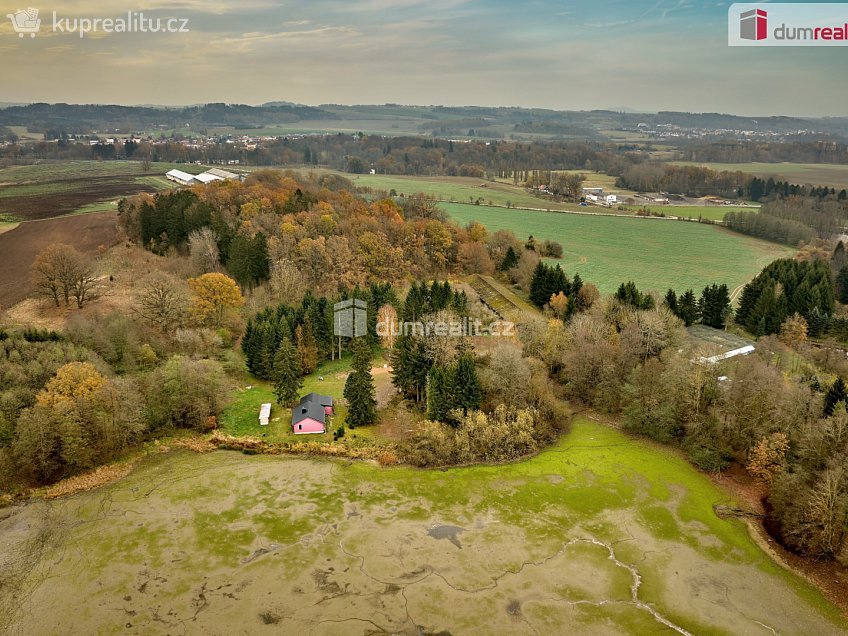 Prodej  stavebního pozemku 126960 m^2 Chodová Planá, Chodová Planá 