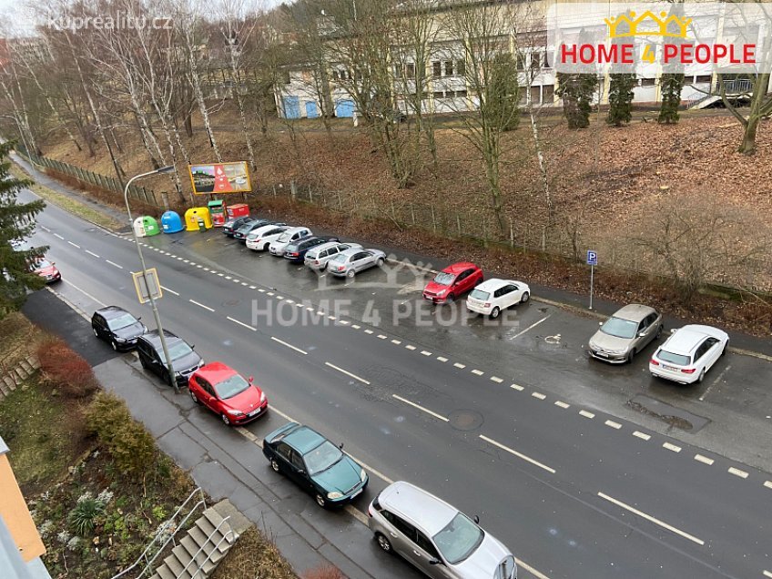 Pronájem bytu 1+kk 22 m^2 Lidická, Karlovy Vary 