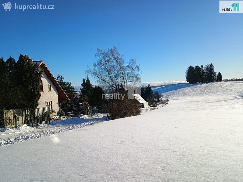 Prodej  chalupy 217 m^2 Stará Paka, Stará Paka 