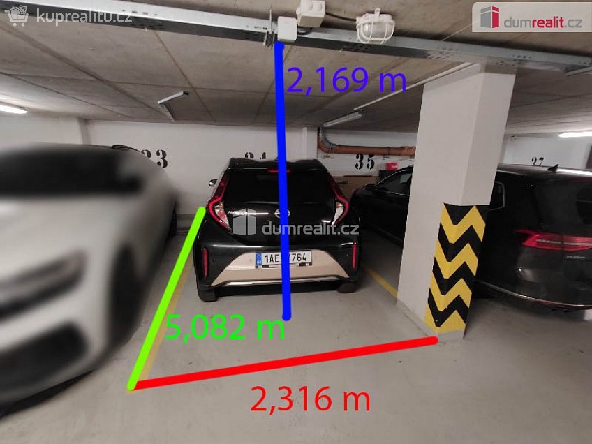 Pronájem  garáže 15 m^2 Hudečkova, Praha 4 