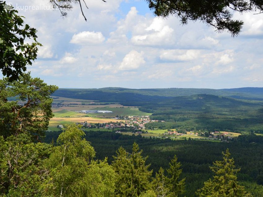 Pronájem  pozemku 180 m^2 Příbramská 909, Roky 33701