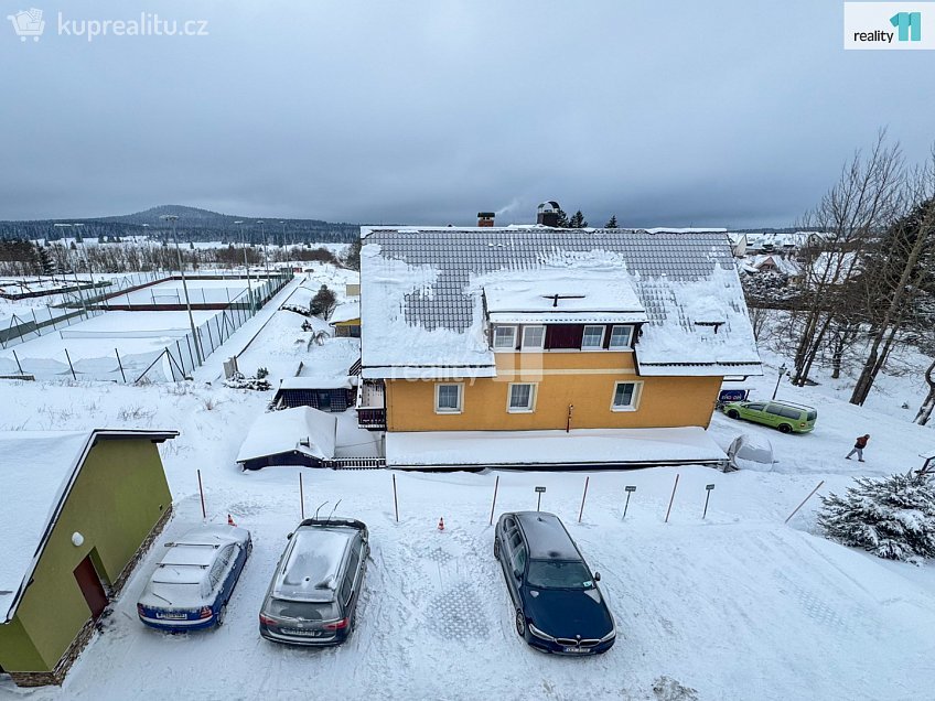 Prodej bytu 3+kk 57 m^2 Boží Dar, Boží Dar 