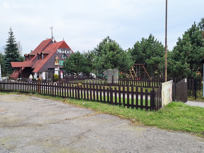 Prodej  ubytovacího zařízení 400 m^2 Provodov-Šonov, Provodov-Šonov 