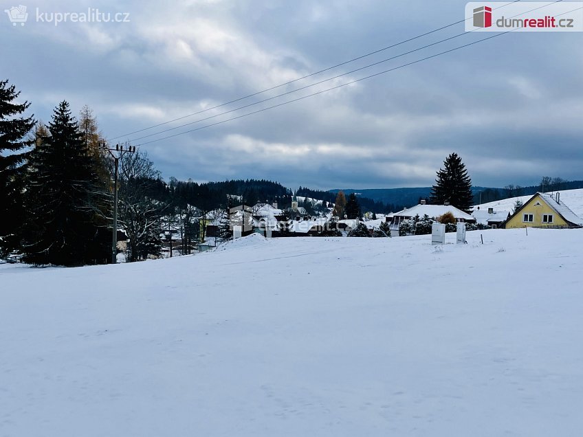 Prodej  stavebního pozemku 1209 m^2 Nádražní, Pernink 