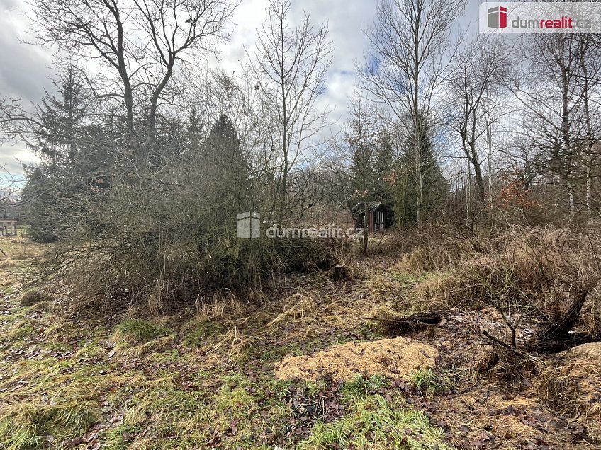 Prodej  pozemku 514 m^2 Kamenný Pahorek, Košťany 