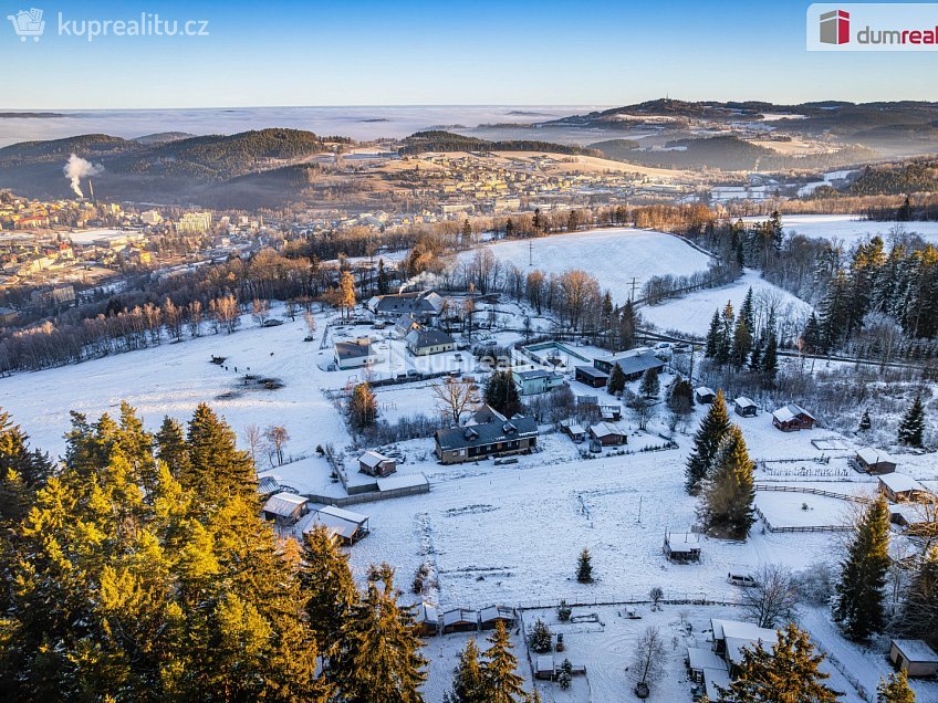 Prodej  stavebního pozemku 704 m^2 Hájná Hora, Vimperk 