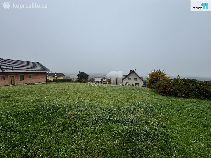 Prodej  stavebního pozemku 1200 m^2 Týnec, Týnec 