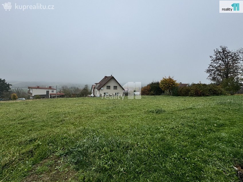 Prodej  stavebního pozemku 1200 m^2 Týnec, Týnec 