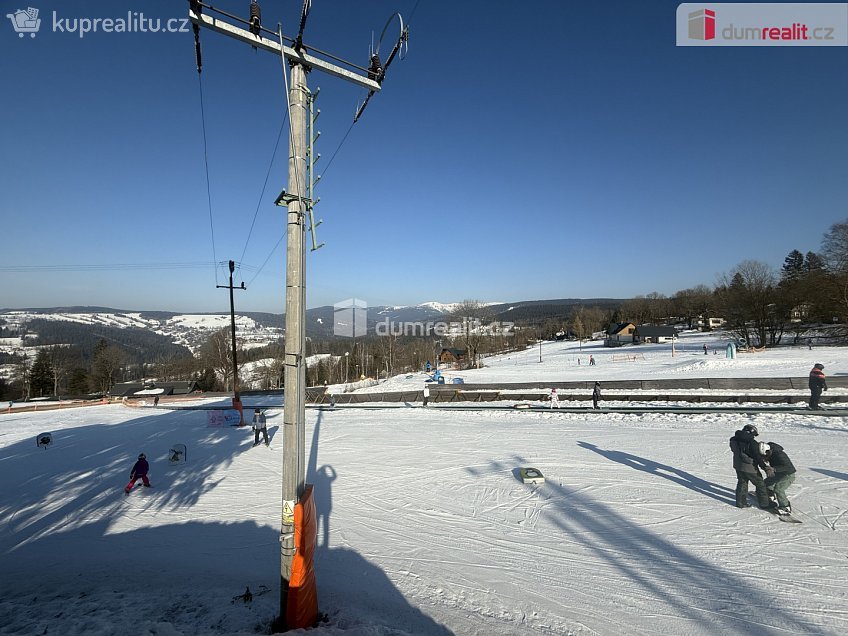 Prodej  stavebního pozemku 2145 m^2 Benecko, Benecko 