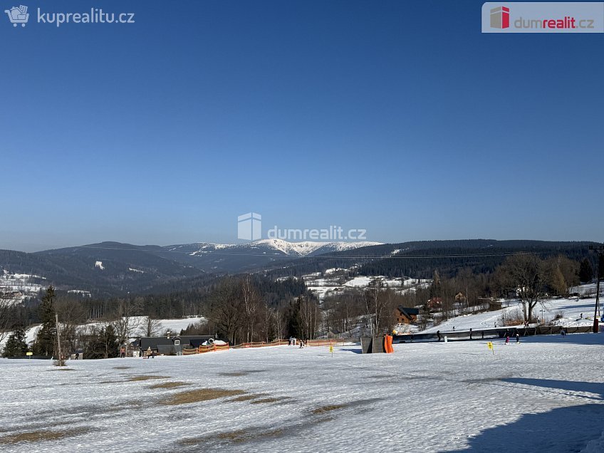 Prodej  stavebního pozemku 2145 m^2 Benecko, Benecko 