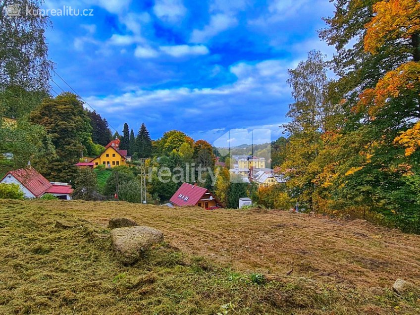 Prodej  stavebního pozemku 1200 m^2 Za Tratí, Liberec 