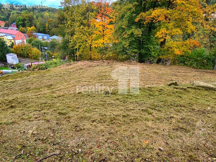 Prodej  stavebního pozemku 1200 m^2 Za Tratí, Liberec 