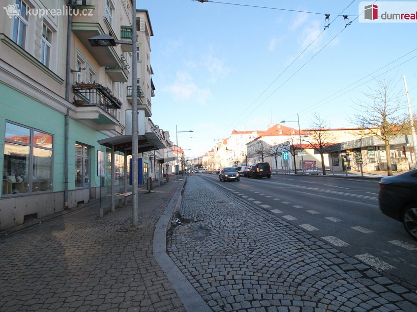 Pronájem bytu 3+1 90 m^2 Hlavní třída, Mariánské Lázně 