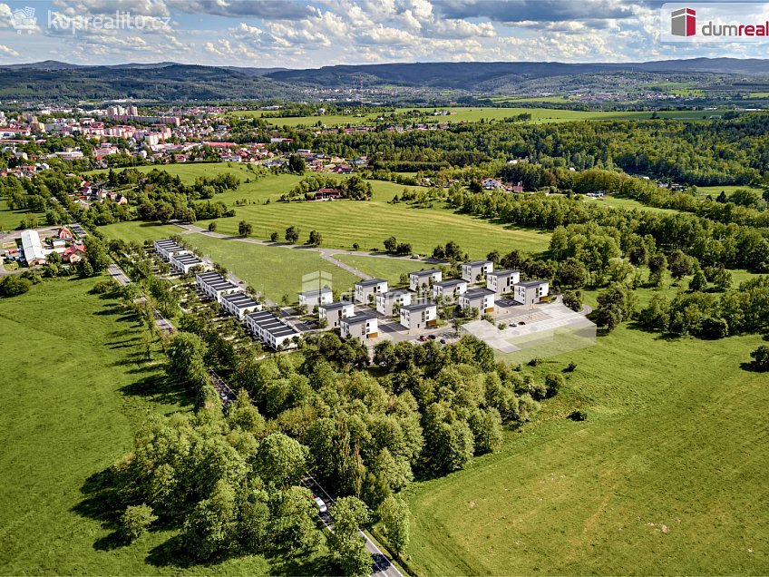 Prodej bytu 3+kk 74 m^2 Závodu míru, Karlovy Vary 