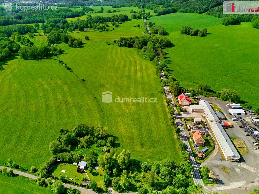 Prodej  stavebního pozemku 800 m^2 Závodu míru, Karlovy Vary 