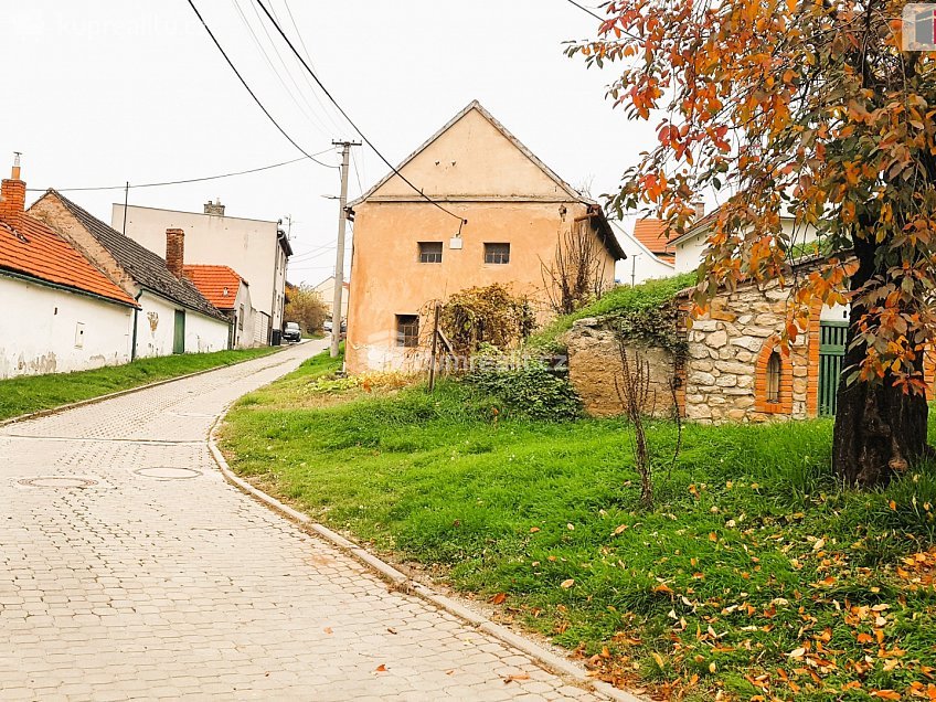 Prodej  garáže 47 m^2 Vrbice, Vrbice 