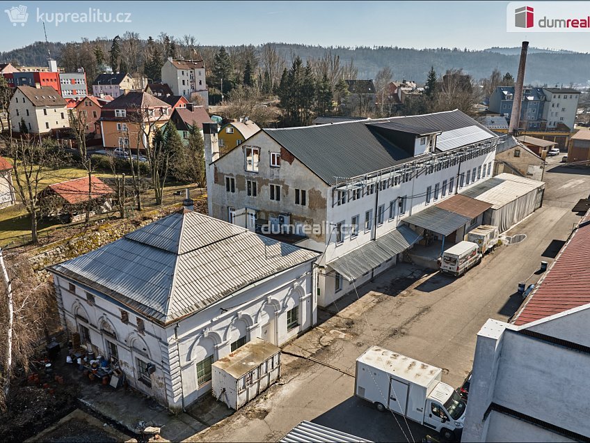 Prodej  výrobních prostor 1925 m^2 Sokolovská, Karlovy Vary 