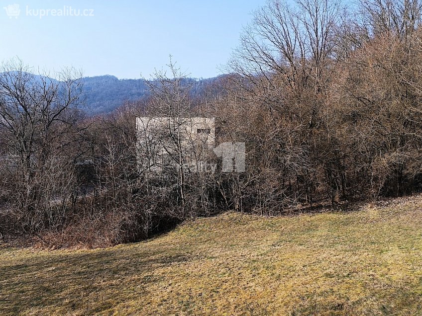 Pronájem bytu 2+kk 31 m^2 Obvodová, Ústí nad Labem 