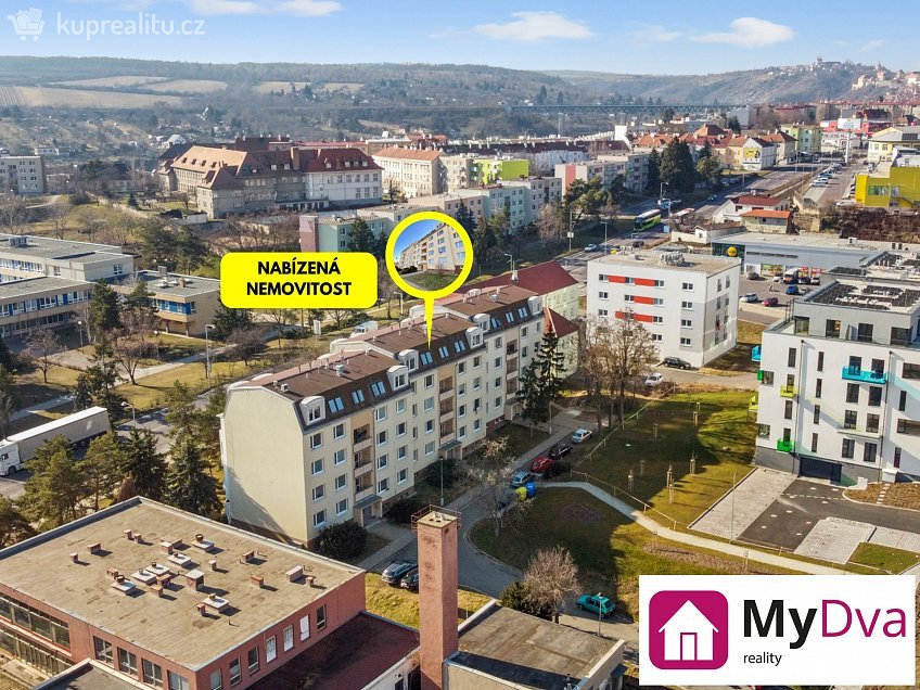 Prodej bytu 2+1 55 m^2 Vídeňská třída, Znojmo 