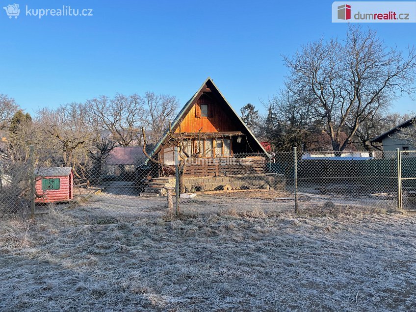 Prodej  stavebního pozemku 403 m^2 V násadách, Řitka 