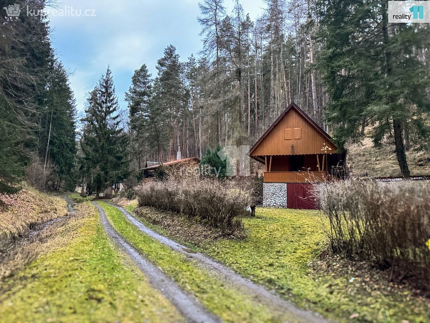 Prodej  chaty 32 m^2 Štichovice, Štichovice 