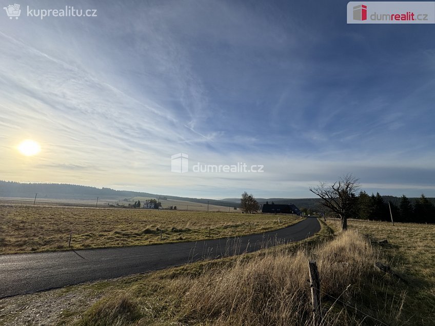 Prodej  ubytovacího zařízení 495 m^2 Boží Dar, Boží Dar 