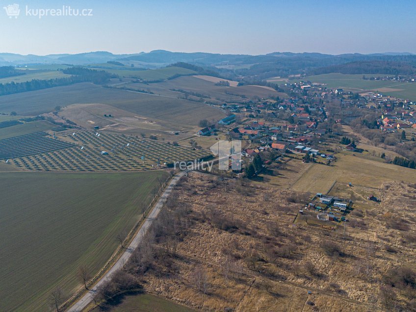 Prodej  stavebního pozemku 966 m^2 Lešany, Lešany 