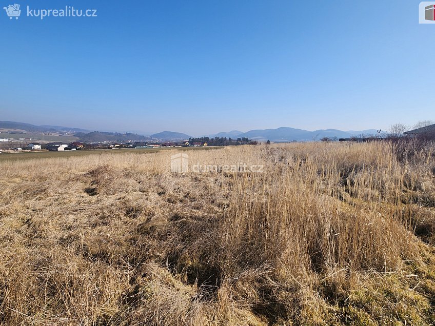 Prodej  stavebního pozemku 851 m^2 Bavoryně, Bavoryně 